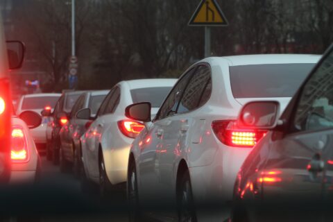 Wakacje mogą być dla kierowców prawdziwą zmorą. Ceny paliw mają być w tym okresie absurdalne