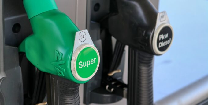 Wiemy, kiedy ceny paliw będą niższe! Kierowcy nie będą zadowoleni z tej informacji!