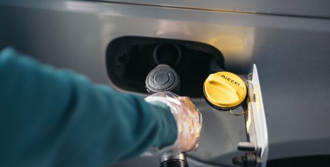 Benzyna i diesel jeszcze droższe! Fatalne wiadomości dla kierowców. To nie ropa naftowa jest winna?