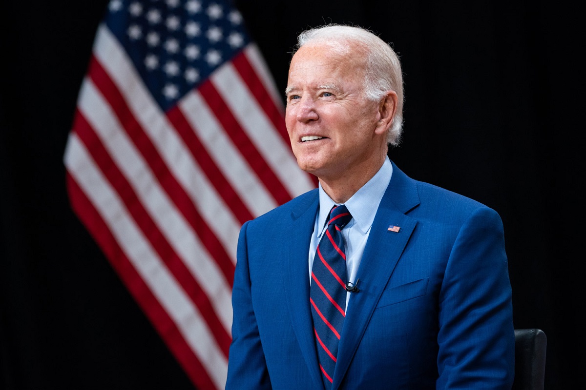 Joe Biden chce wprowadzić cła na samochody z Chin