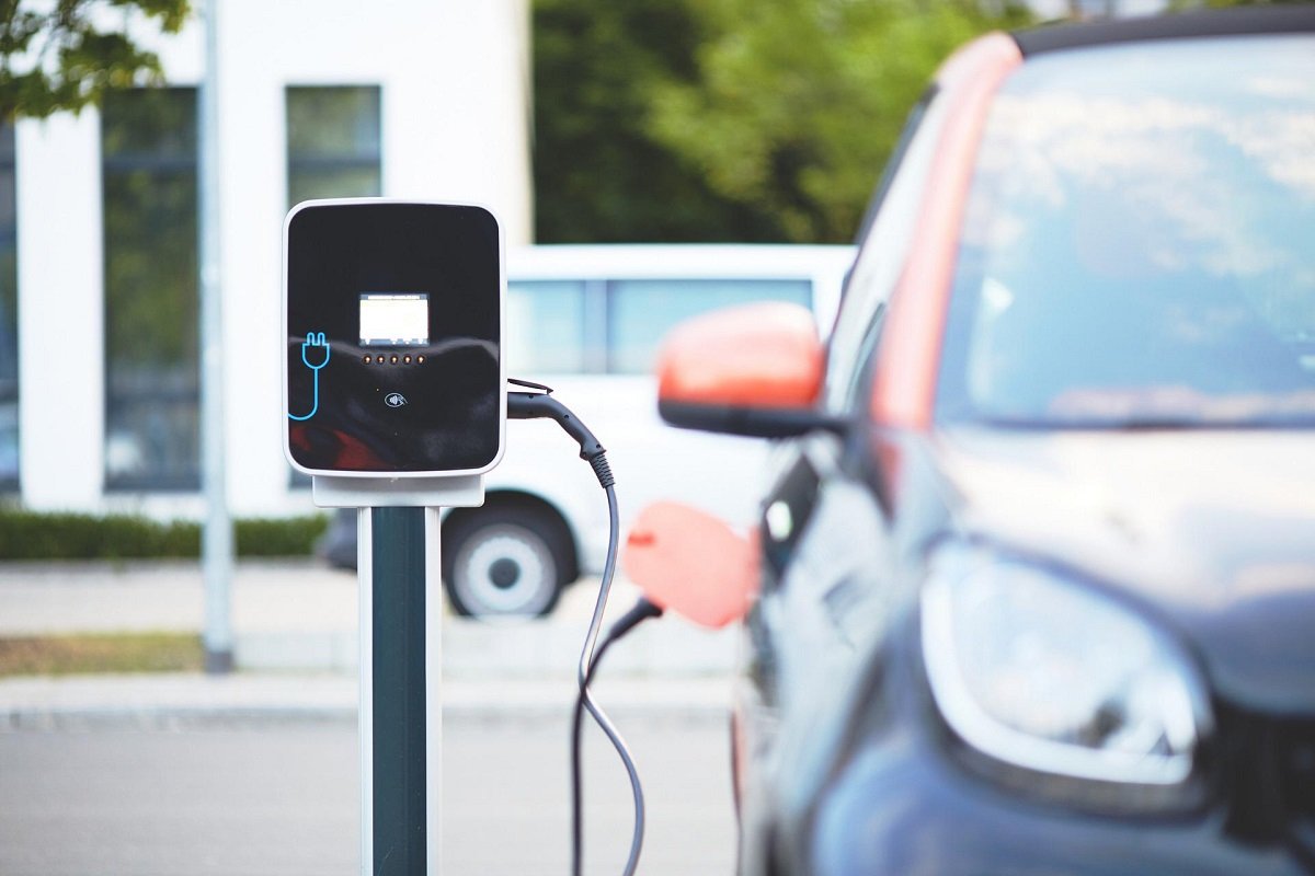 samochód elektryczny oszczędności ekologia spalanie czy się opłaca
