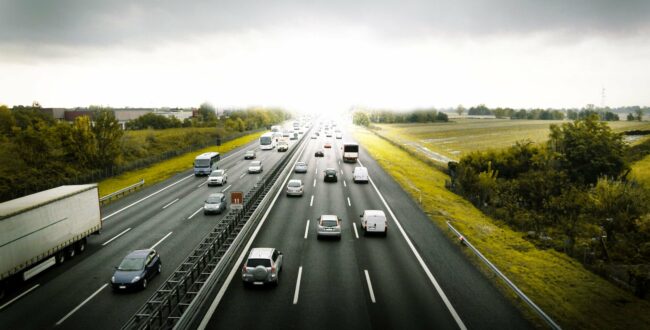 Podróżowanie będzie droższe! Dwukrotna podwyżka opłat za przejazd autostradami!