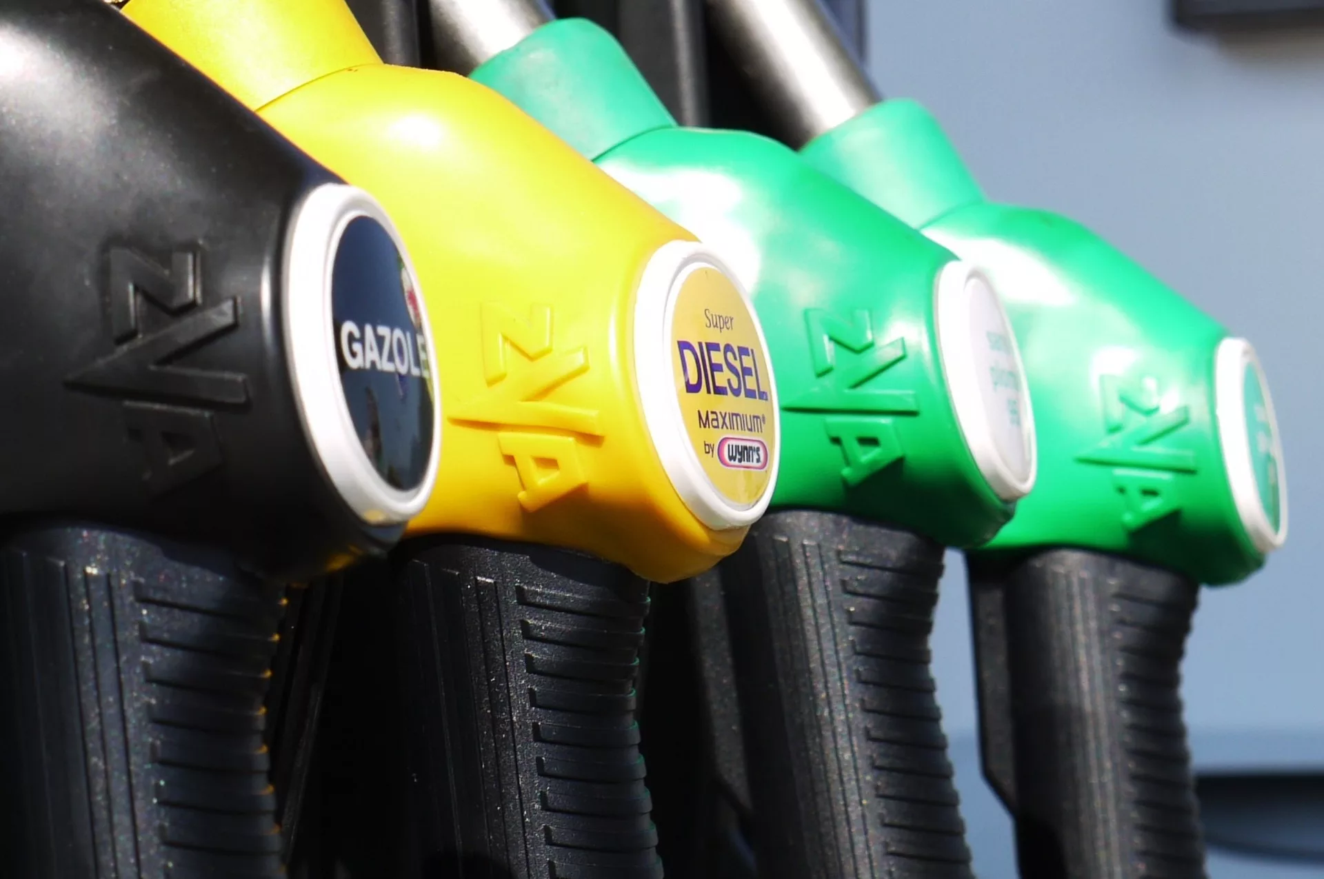 benzyna diesel ceny paliw paliwo majówka