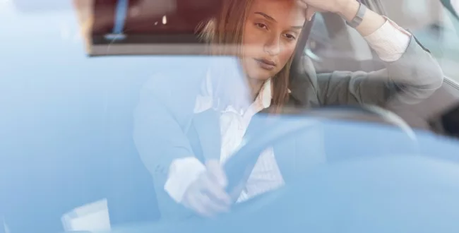 Już wkrótce kolejne opłaty za samochody. Tym razem dopłacą wszyscy kierowcy, nawet właściciele tych bardziej eko