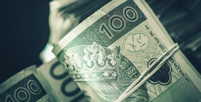 3,6 mln pracowników dostanie w 2024 roku dużo więcej pieniędzy. Wzrost wyniesie dokładnie 19,4 procent