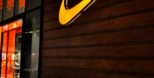 Firma Nike rozpoczyna duże zwolnienia. Niespełna 2 tysiące osób straci pracę w najbliższym czasie