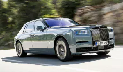 Rolls-Royce podwoił swoje zyski. Dobre wyniki finansowe nie z branży moto