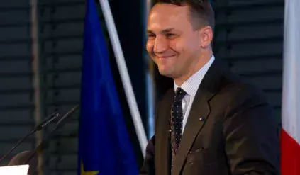 Radosław Sikorski odwołał ponad 50 ambasadorów MSZ. Co teraz z resortem?