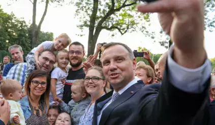 Andrzej Duda już wie co zrobi z ustawą o tabletce ”dzień po”. Wyraził zdanie także o referendum