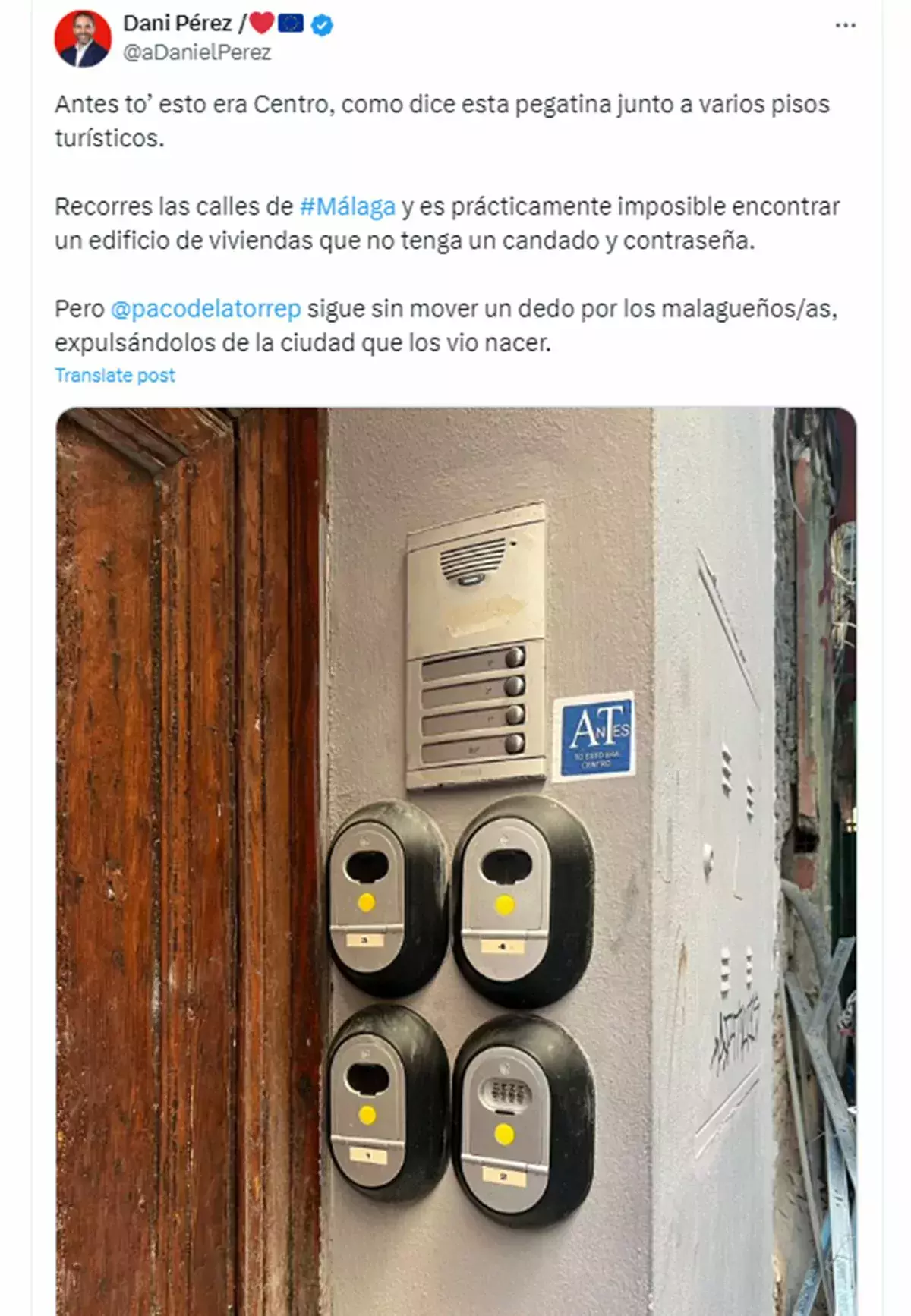 w maladze niechetnie patrzy sie na turystów