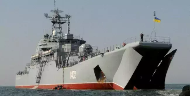 Ukraińcy informują o trafieniu rosyjskiego okrętu. „Niezdolny do walki”