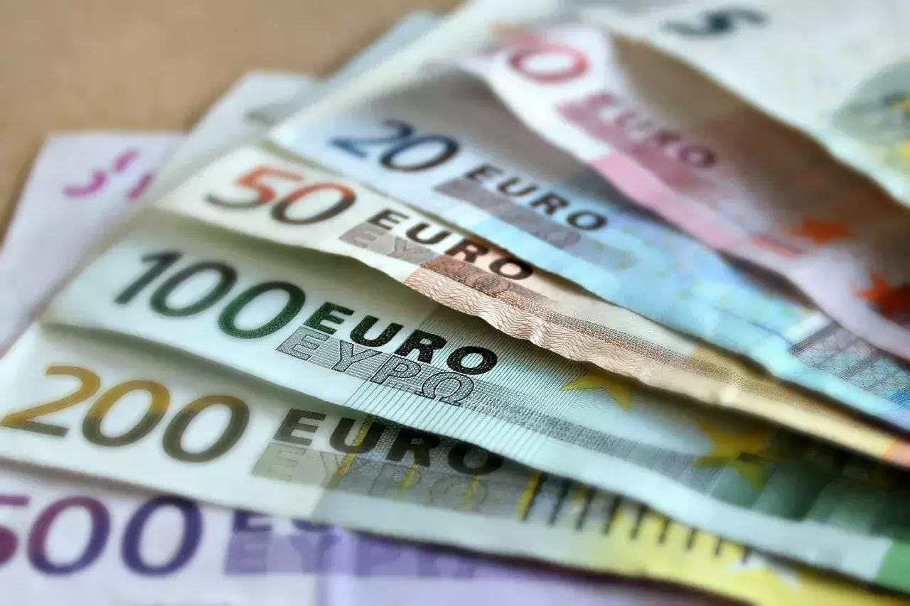 euro dolar funt brytyjski frank szwajcarski kursy walut polski złoty