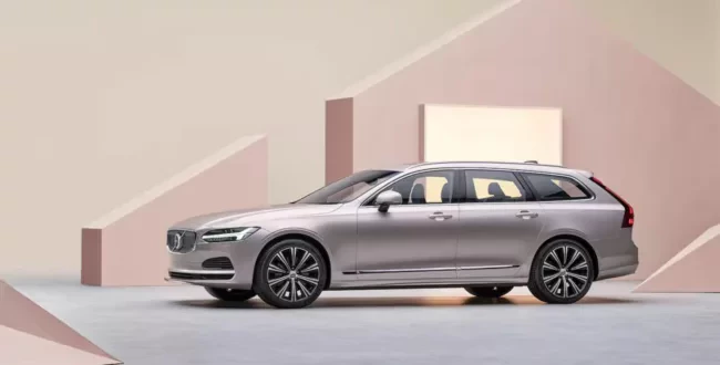 Volvo V60 i V90 wracają do Wielkiej Brytanii. Anglikom brakowało luksusowych kombi